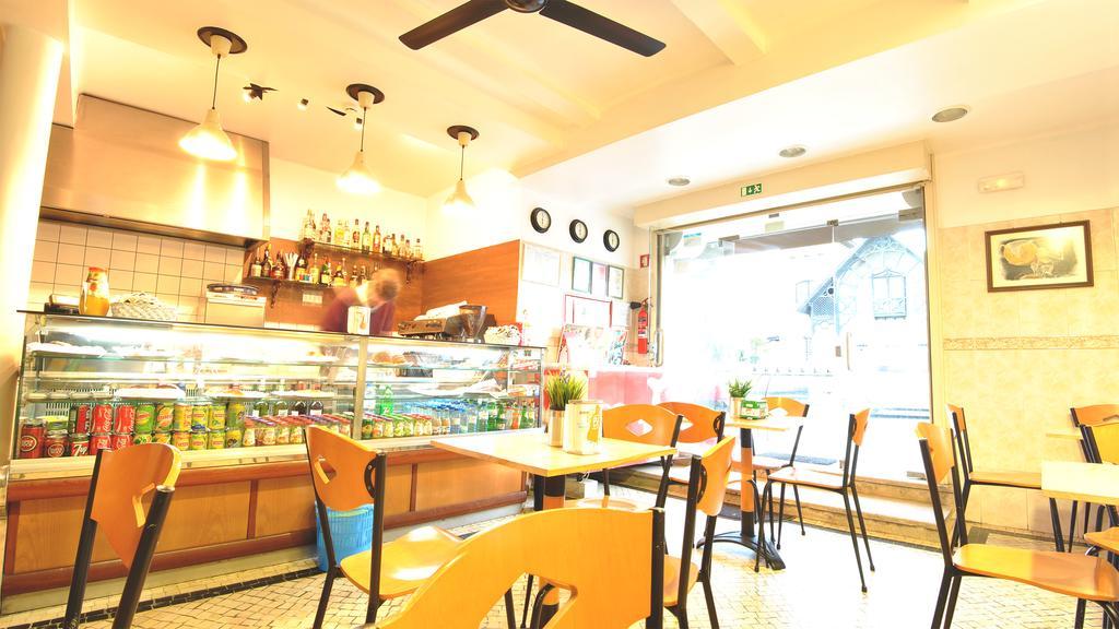 Hospedaria Pielas ซินตรา ภายนอก รูปภาพ